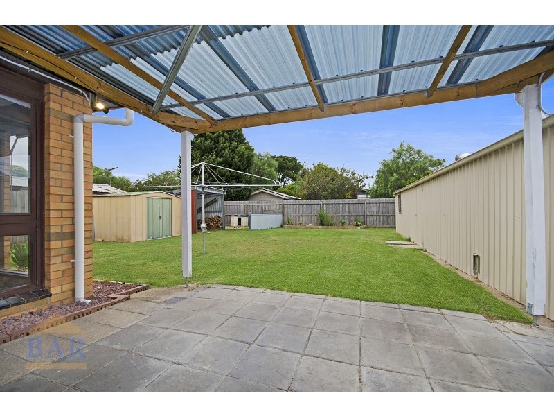 73 Forest Road South, Lara VIC 3212