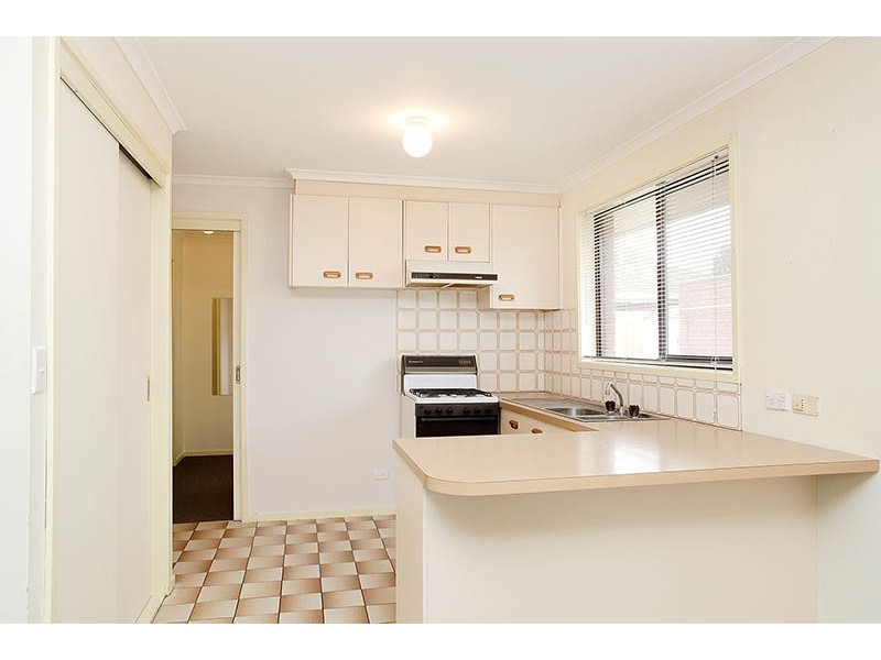 1/28-30 McClelland Avenue, Lara VIC 3212