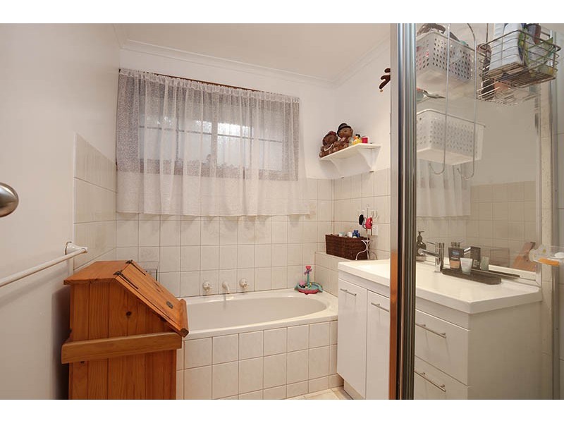 1/5 Corvi Court, Lara VIC 3212