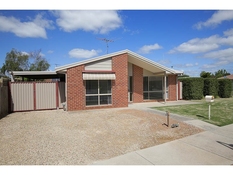 1 Bernard Court, Lara VIC 3212