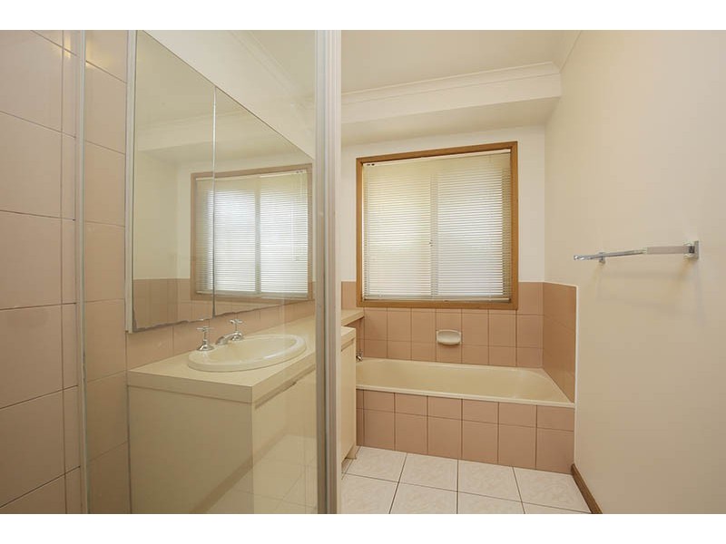 1 Bernard Court, Lara VIC 3212