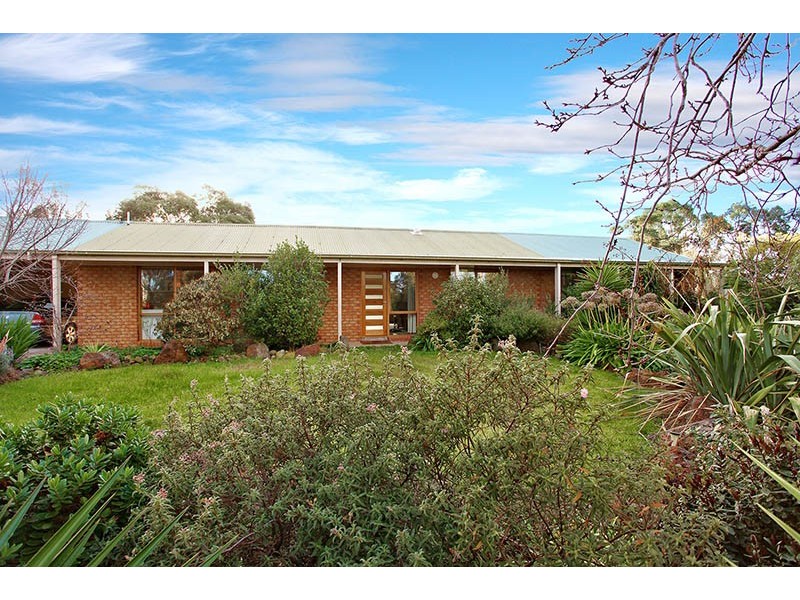 85 Old Melbourne Road, Lara VIC 3212