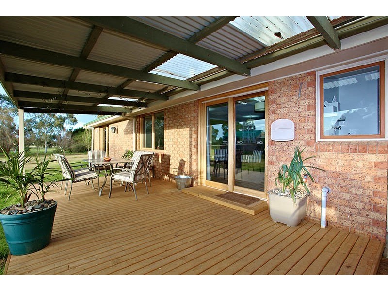 85 Old Melbourne Road, Lara VIC 3212