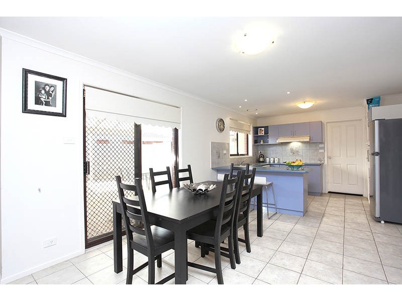 48 Cameron Cresent, Lara VIC 3212