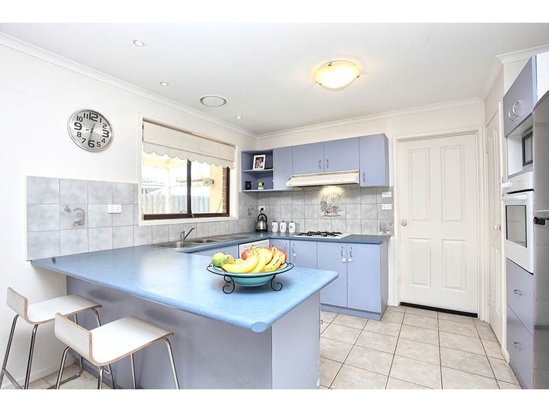 48 Cameron Cresent, Lara VIC 3212