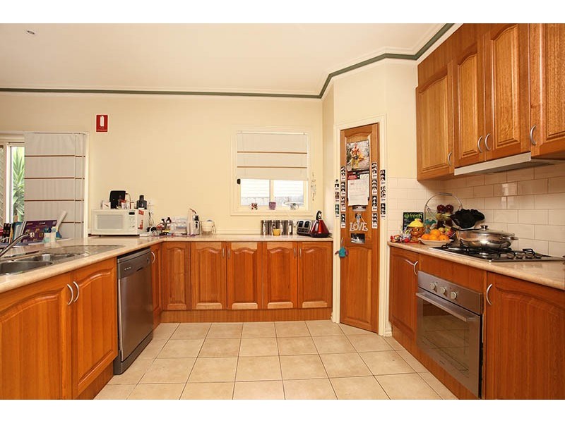 24 Silvergum Street, Wyndham Vale VIC 3024