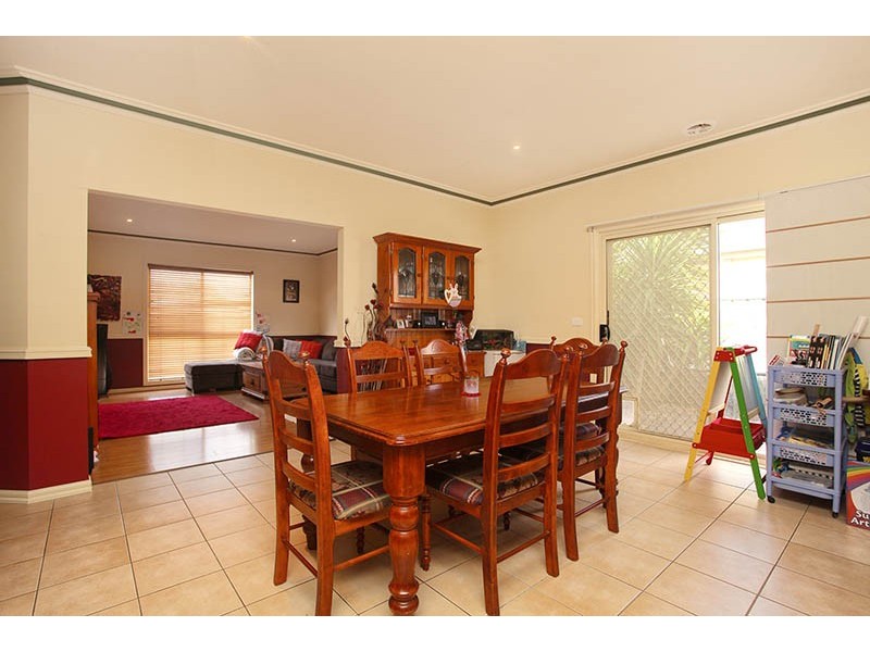 24 Silvergum Street, Wyndham Vale VIC 3024