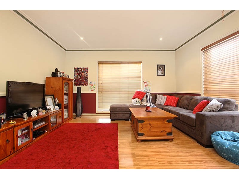 24 Silvergum Street, Wyndham Vale VIC 3024