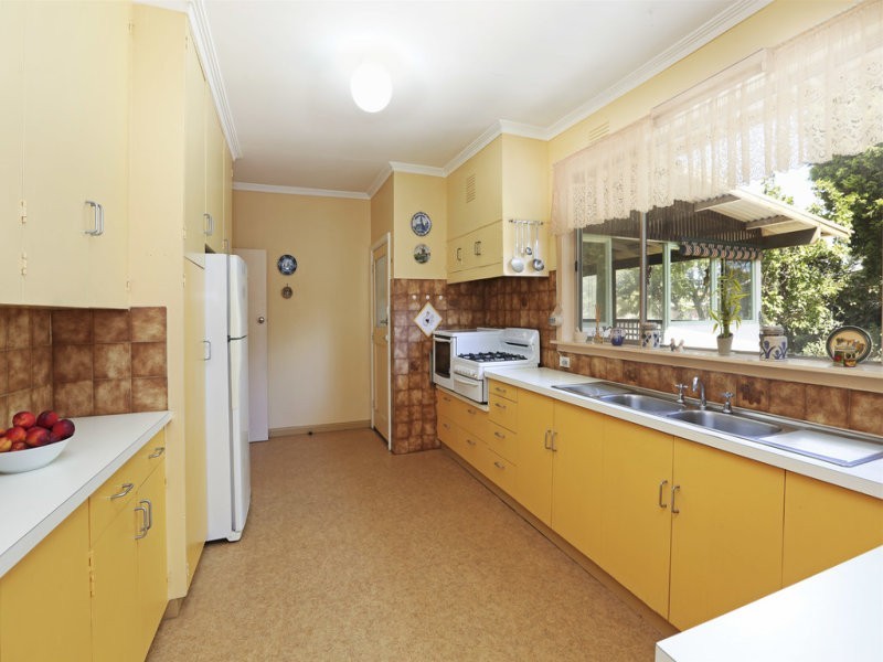 15 Rimula Road, Corio VIC 3214