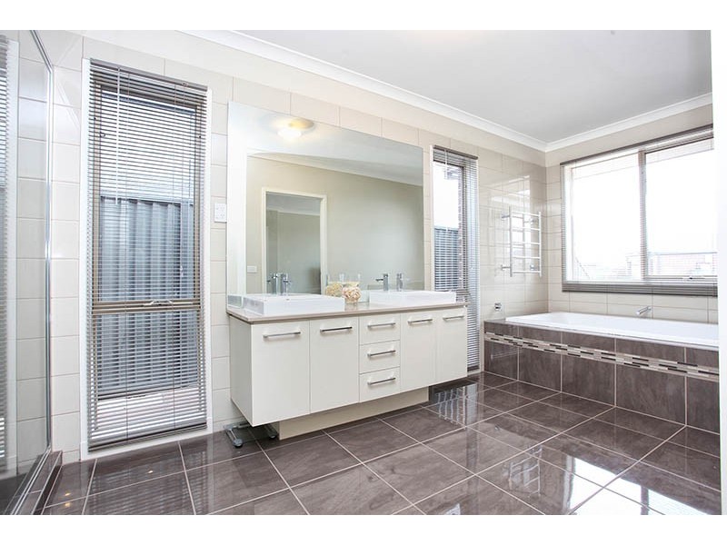 39 Nankeen Avenue, Lara VIC 3212