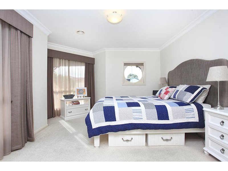 9 Cypress Court, Lara VIC 3212