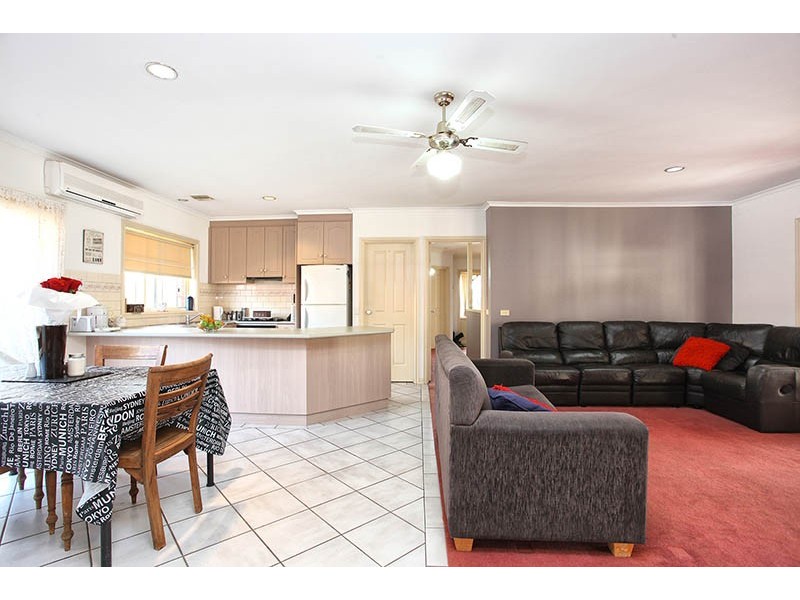 2 Swindon Court, Lara VIC 3212