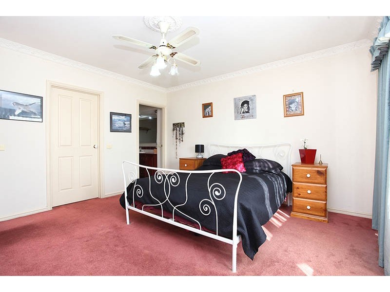 2 Swindon Court, Lara VIC 3212