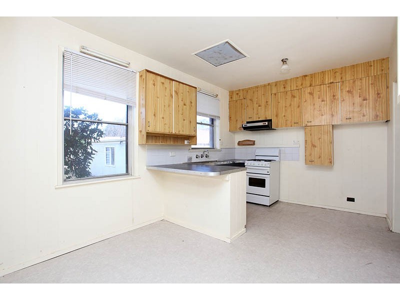 25 Vermont Avenue, Corio VIC 3214