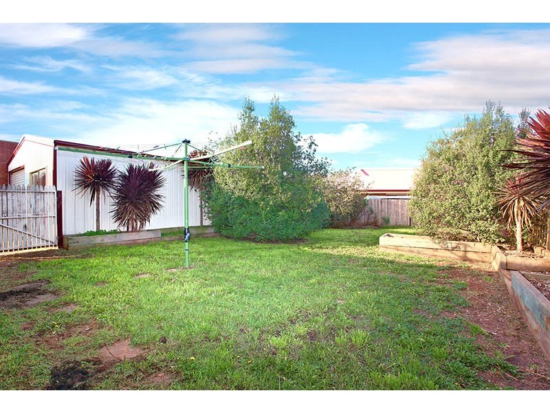 2 Swindon Court, Lara VIC 3212
