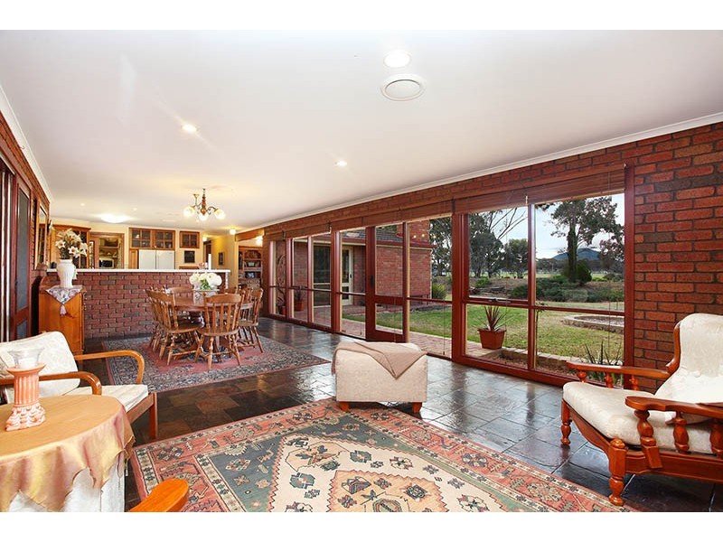 280 Plains Road, Lara VIC 3212