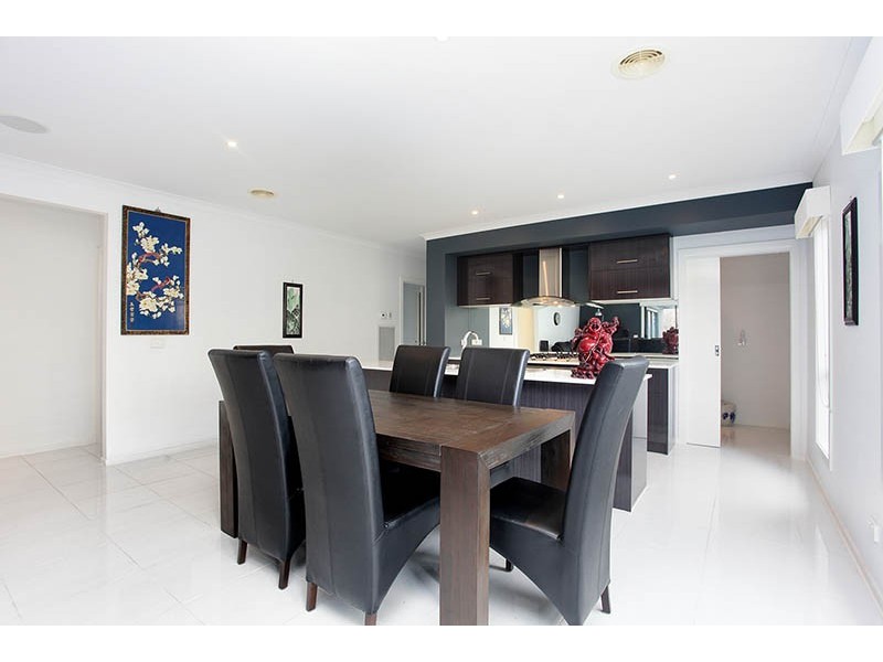 21 Springwater Drive, Lara VIC 3212