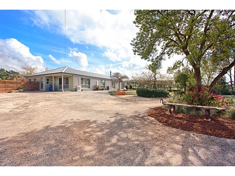 567 Bacchus Marsh Road, Lara VIC 3212