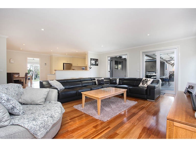 567 Bacchus Marsh Road, Lara VIC 3212