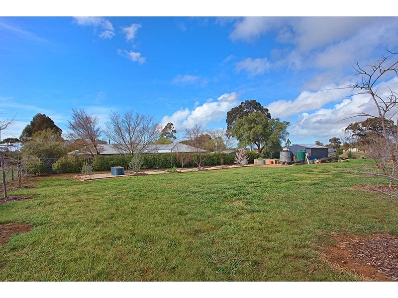 567 Bacchus Marsh Road, Lara VIC 3212