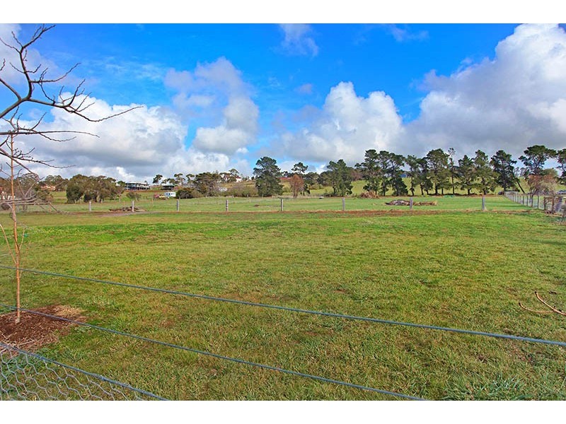 567 Bacchus Marsh Road, Lara VIC 3212