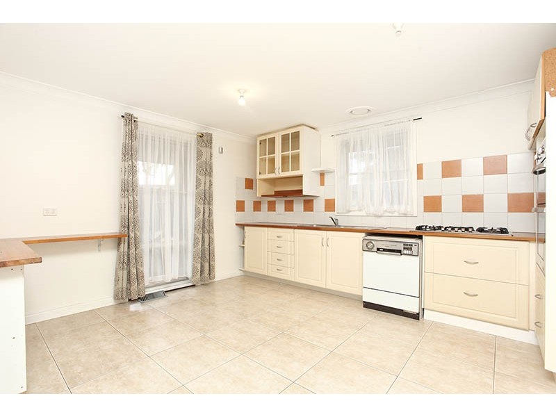 8 Kosciusko Ave, Corio VIC 3214