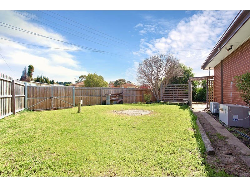 8 Kosciusko Ave, Corio VIC 3214