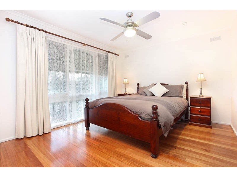 21 Sheeran Crescent, Lara VIC 3212