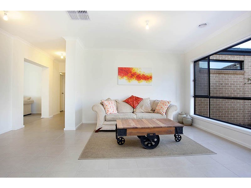 9 Stilt Court, Lara VIC 3212