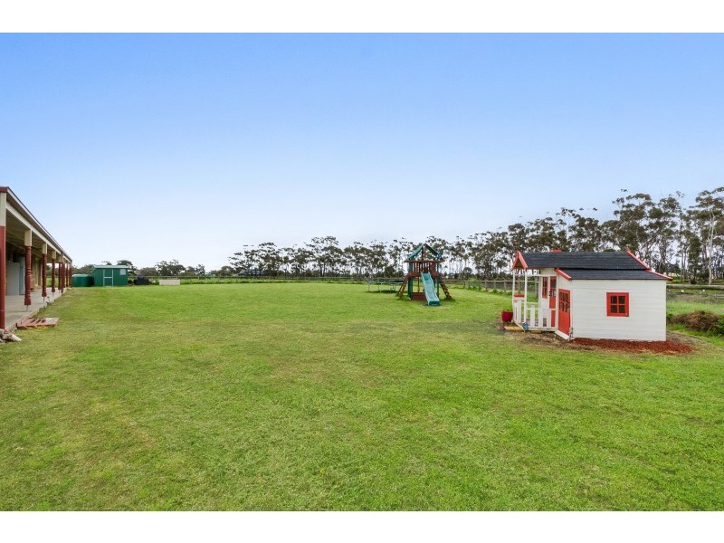 60 Robs Lane, Little River VIC 3211