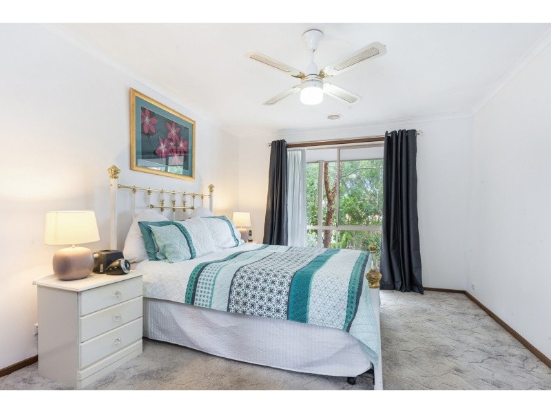 30 Richard Drive, Lara VIC 3212