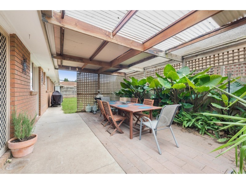 30 Richard Drive, Lara VIC 3212