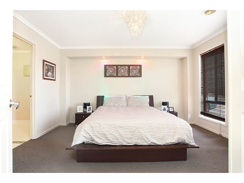 7 McCubbin Court, Corio VIC 3214