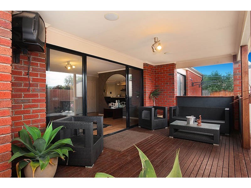 7 McCubbin Court, Corio VIC 3214