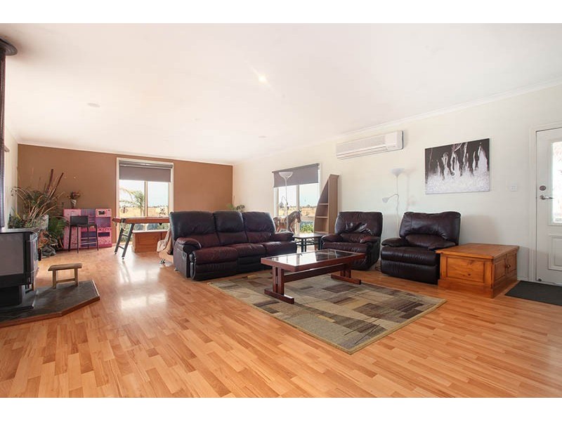 265 Narraburra Road, Little River VIC 3211