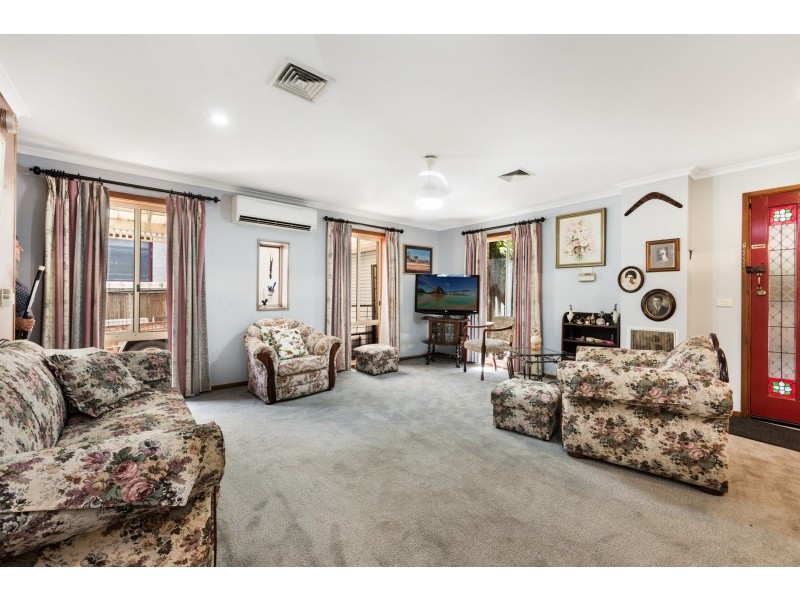 2 Scarlett Grove, Lara VIC 3212