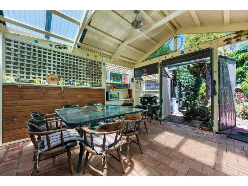 2 Scarlett Grove, Lara VIC 3212