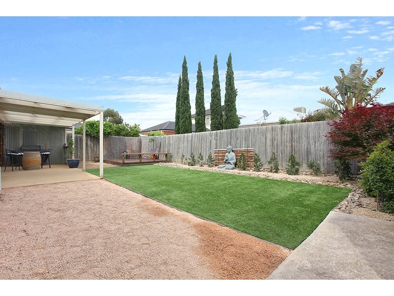 2 Sterling Mews, Tarneit VIC 3029
