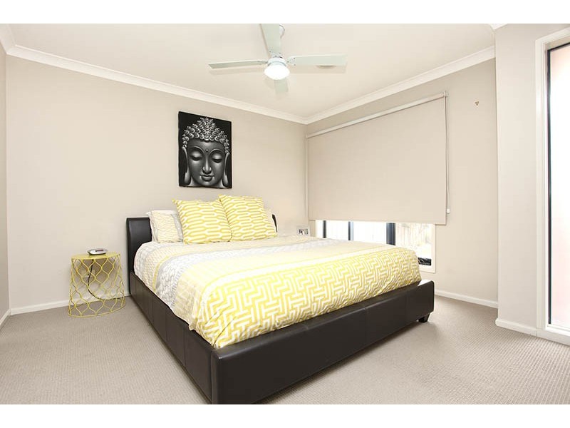 2 Sterling Mews, Tarneit VIC 3029