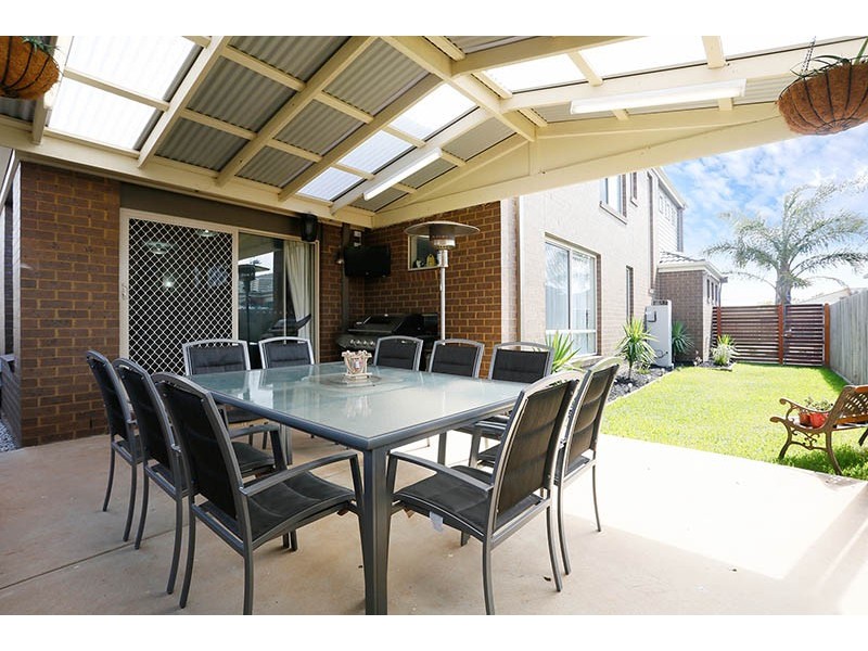 88 Blackbird Circuit, Lara VIC 3212