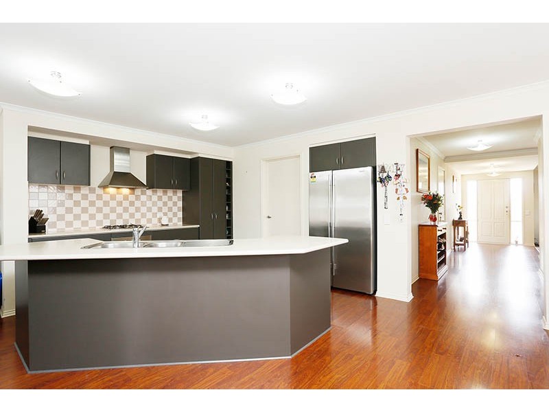 88 Blackbird Circuit, Lara VIC 3212