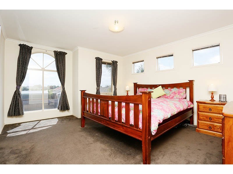 88 Blackbird Circuit, Lara VIC 3212