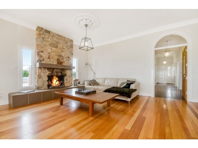 37 Newtons Road, Little River VIC 3211