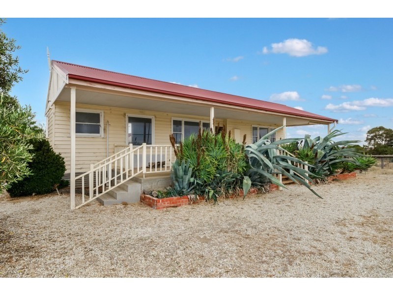 37 Newtons Road, Little River VIC 3211