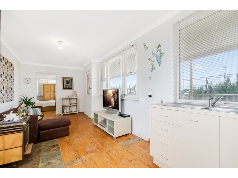37 Newtons Road, Little River VIC 3211