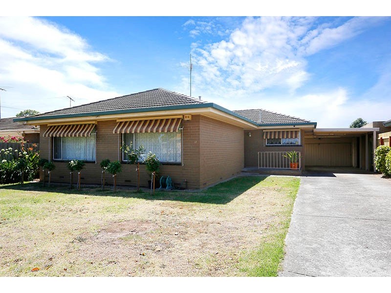 12 Rosemary Avenue, Corio VIC 3214