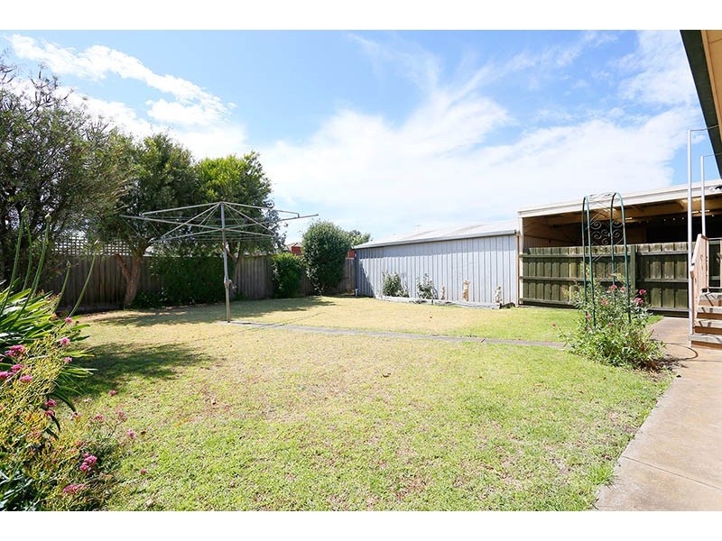 12 Rosemary Avenue, Corio VIC 3214