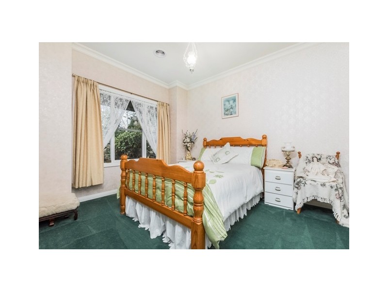 7 Sherman Court, Lovely Banks VIC 3221