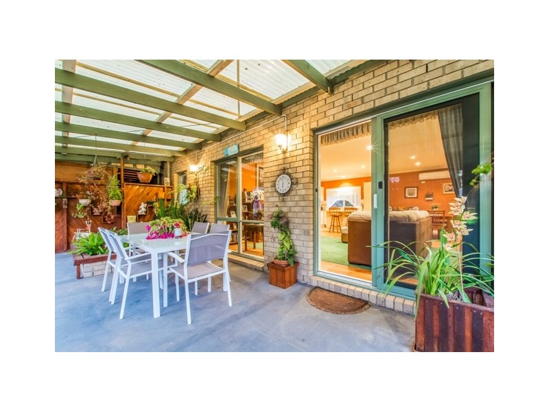 7 Sherman Court, Lovely Banks VIC 3221