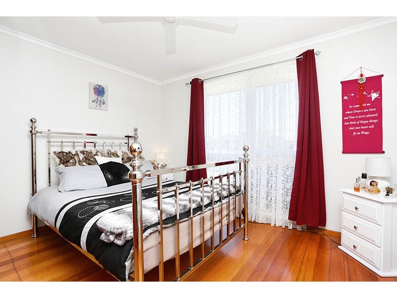 84 Wolseley Grove, Bell Post Hill VIC 3215